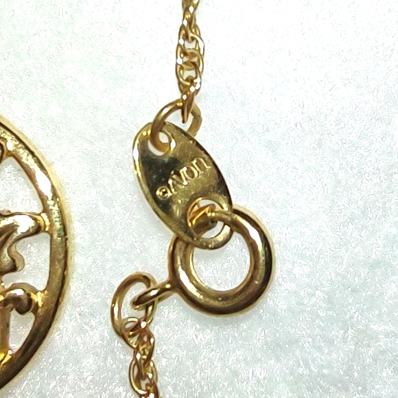 Avon Vintage "Mother" Floral Pendant - Picture 5 of 9